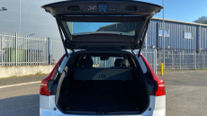 Volvo Xc60 2.0 B4D R DESIGN Pro 5dr AWD Geartronic Diesel Estate